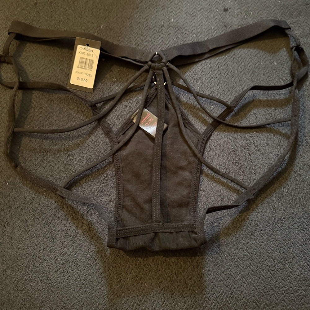 Frederick’s of Hollywood Camilla cage open back Strappy panty - Picture 7 of 7